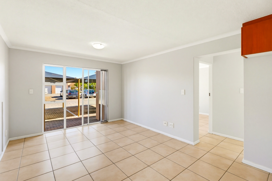 2 Bedroom Property for Sale in Whispering Pines Western Cape